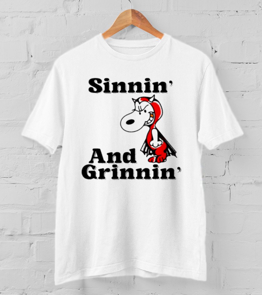 Sinnin' And Grinnin' Snoopy Devil Peanuts Cartoon T-Shirt