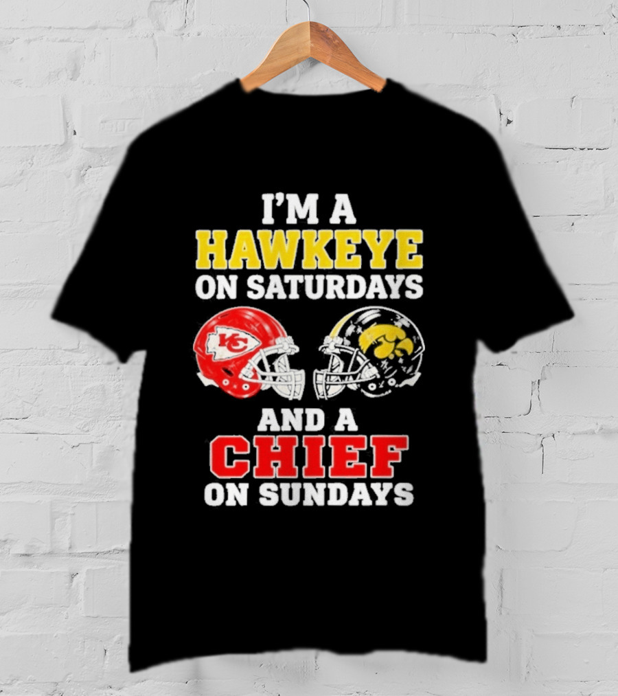 I'm A Hawkeye On Saturdays And A Chief On Sundays Helmet Head To Head T-Shirt