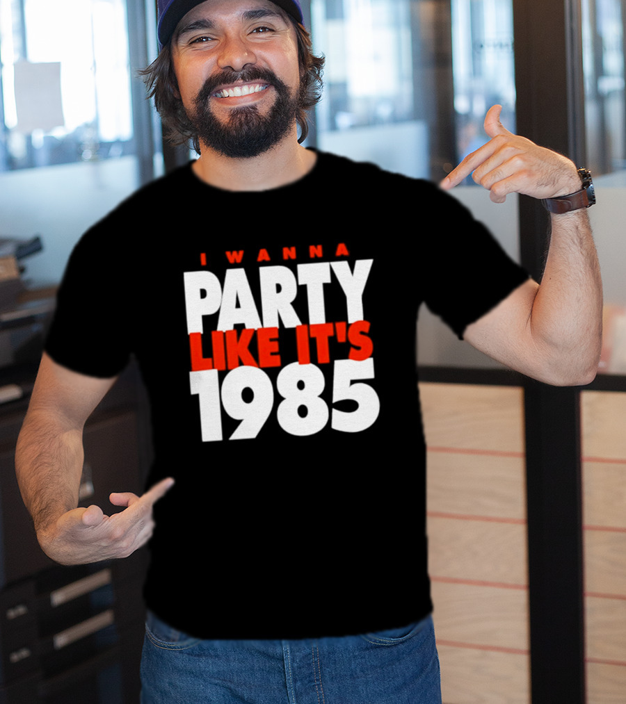 Chicago Bears I Wanna Party Like It's 1985 Retro Nostalgia T-Shirt