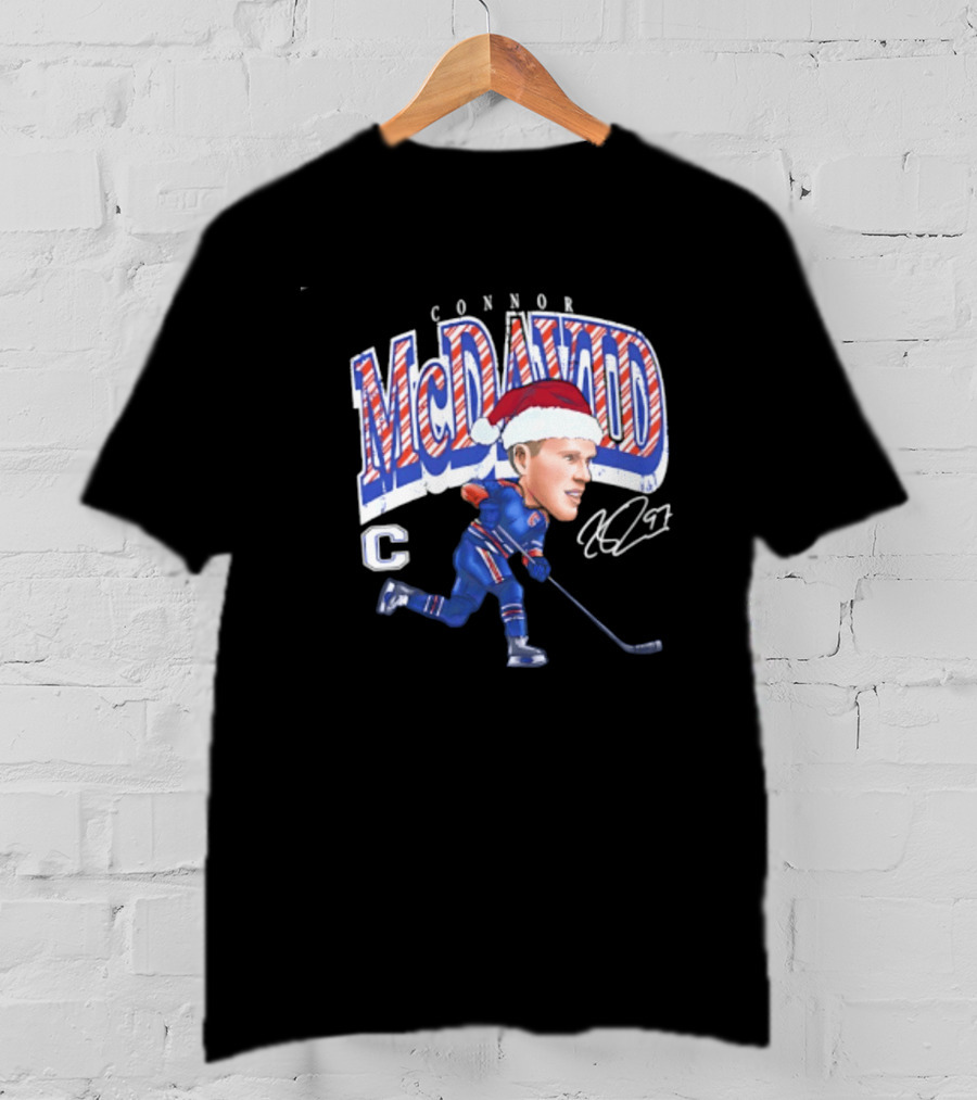 Connor McDavid Edmonton Oilers Cartoon Santa Hat ND97 T-Shirt