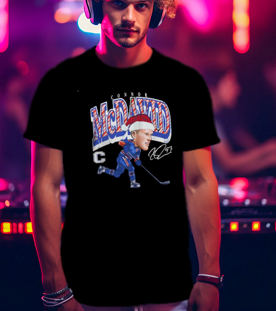 Connor McDavid Edmonton Oilers Cartoon Santa Hat ND97 T-Shirt