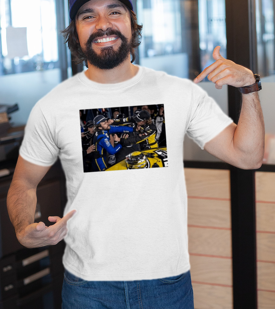 Carson Hocevar Vs Ryan Blaney NASCAR Fight Racing Rivalry Scene T-Shirt