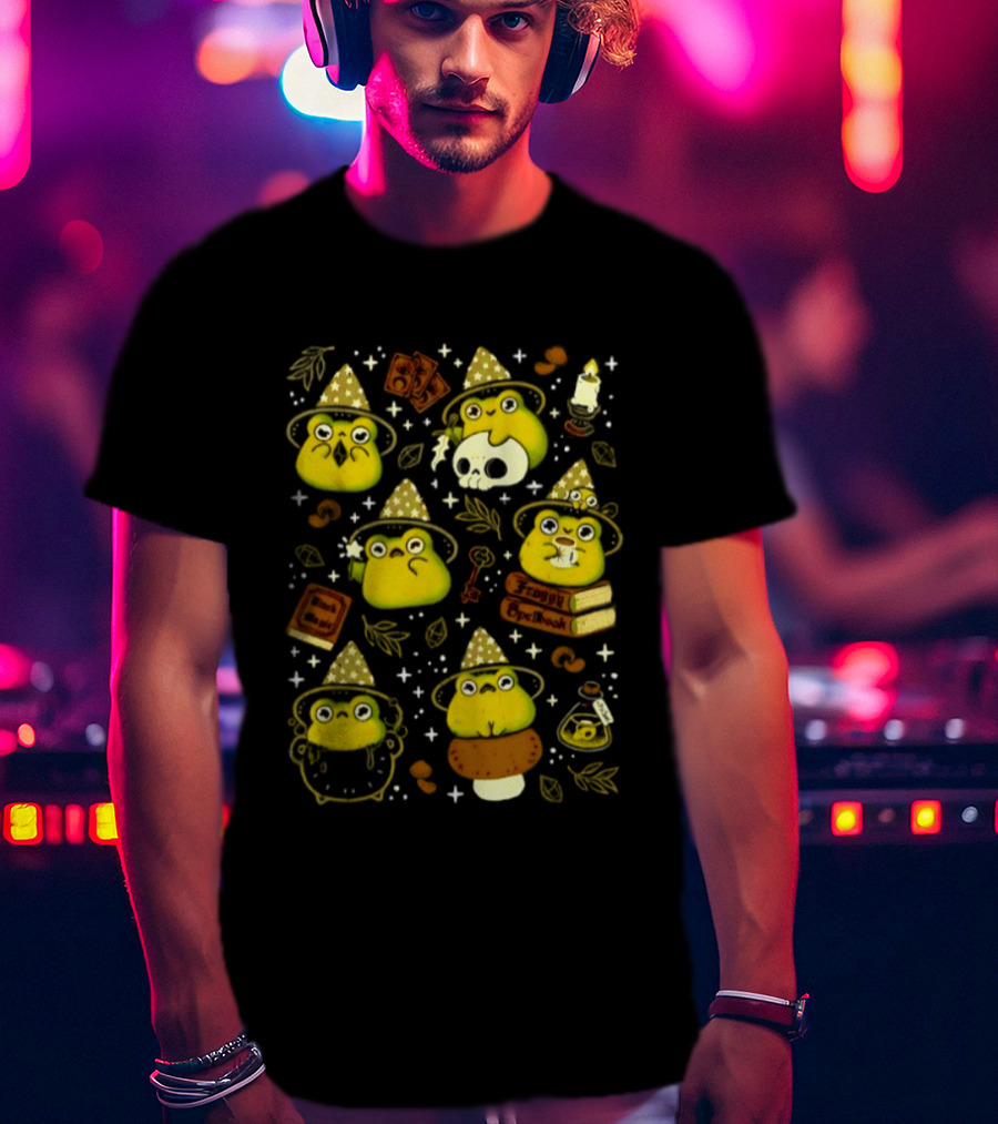 Witchy Froggy Spellbook Black Magic Poison Wizard Hat Mushrooms Potion Bottles T-Shirt