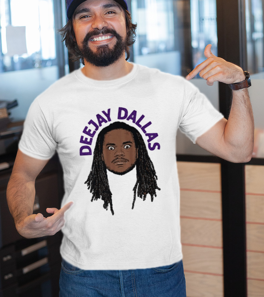 DeeJay Dallas Headshot Illustration Minnesota Football T-Shirt