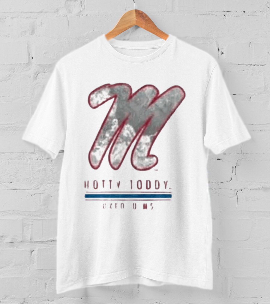 Ole Miss Hotty Toddy M Realtree Camo 2026 T-Shirt