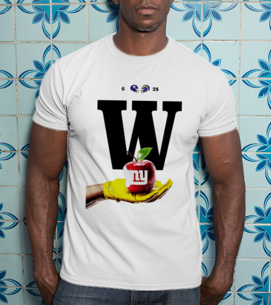 Los Angeles Rams W Over New York Giants Big Apple Victory T-Shirt