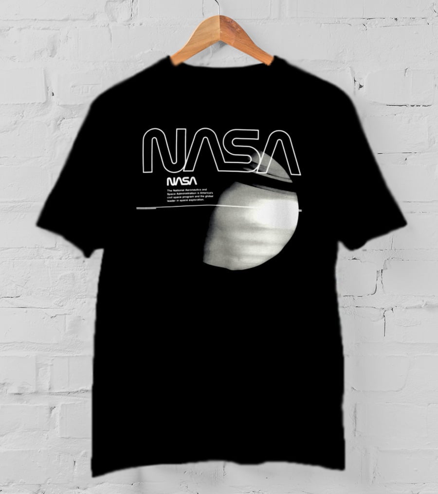 Alpha Industries NASA Galaxy Essential Crew Space Exploration T-Shirt