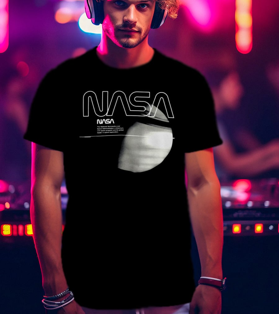 Alpha Industries NASA Galaxy Essential Crew Space Exploration T-Shirt