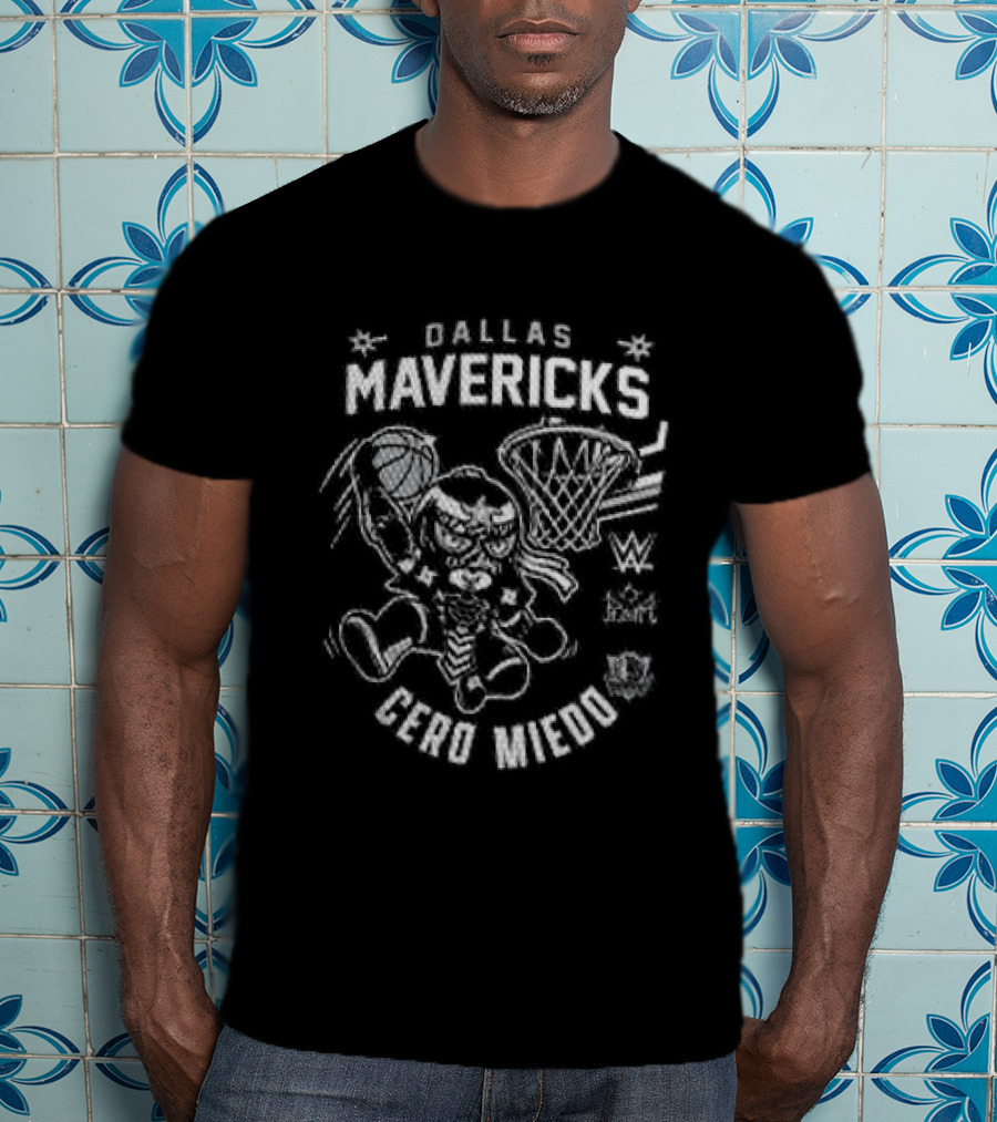 Dallas Mavericks Cero Miedo Penta WWE Monday Night RAW 2026 T-Shirt