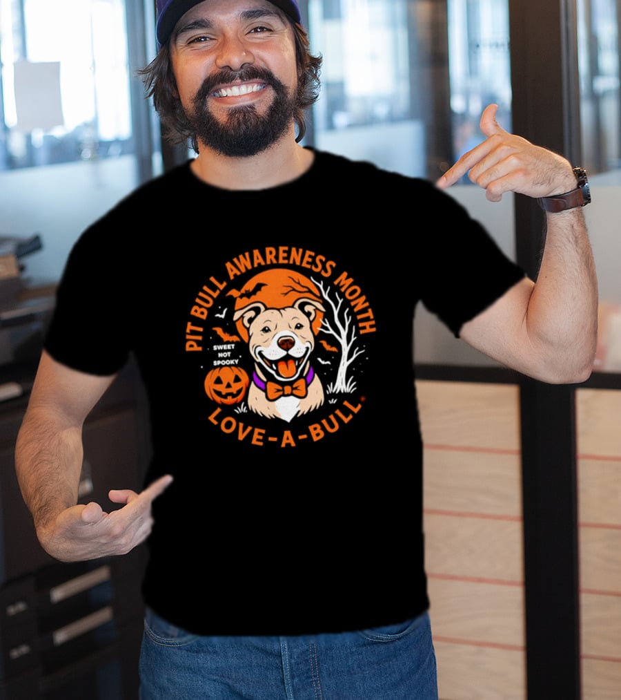 Pit Bull Awareness Month Love A Bull Halloween Pumpkin T-Shirt