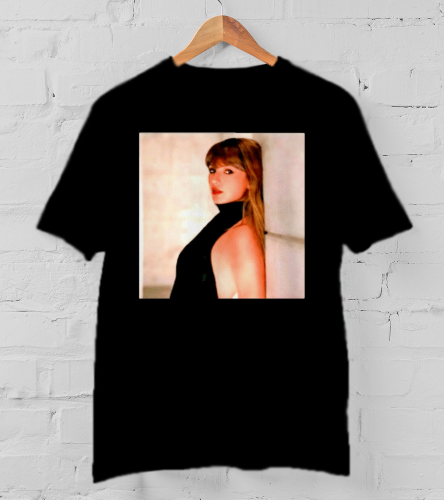 I'm Sorry, I Don't Know Who This Is Based On The Image Alone. T-Shirt