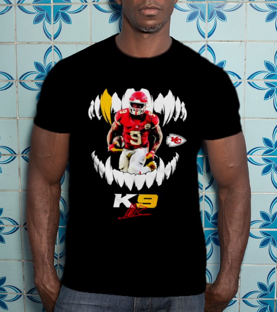 Kansas City Chiefs K9 Kenneth Walker III Football Teeth T-Shirt