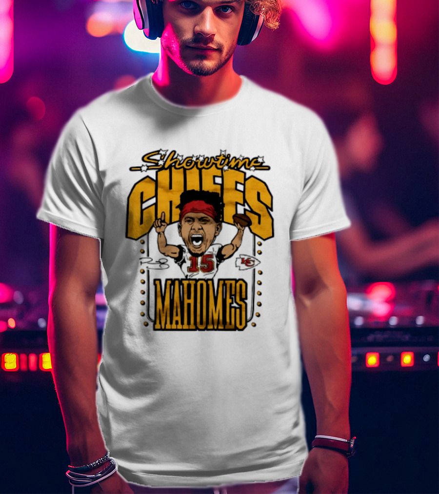 Showtime Chiefs Patrick Mahomes 15 Caricature T-Shirt