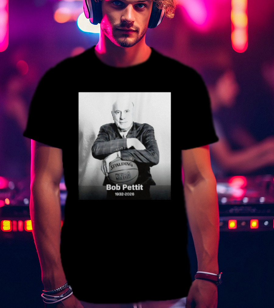 Bob Pettit 1932 2026 Spalding NBA Naismith Hall Of Famer T-Shirt