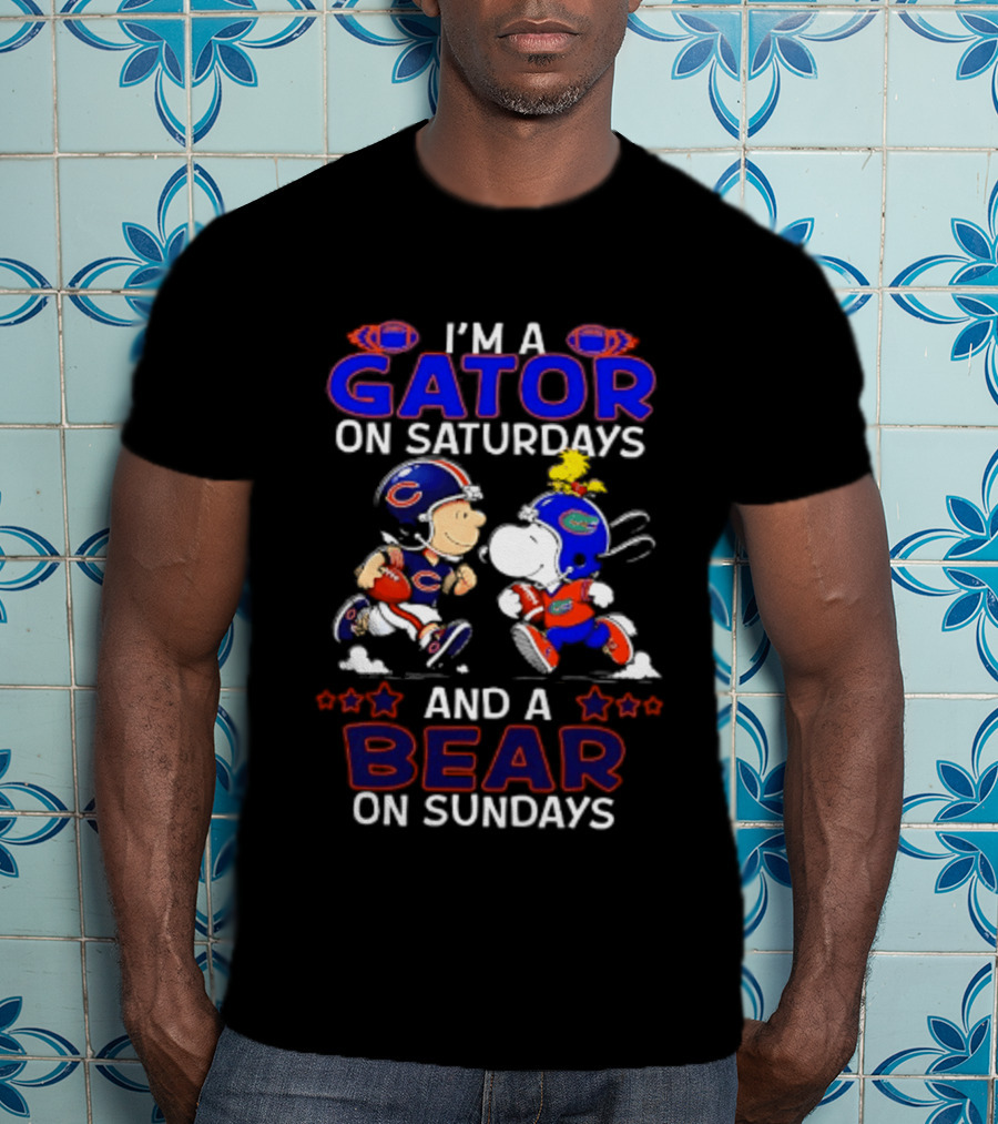 Peanuts I'm A Gator On Saturdays And A Bear On Sundays Football T-Shirt