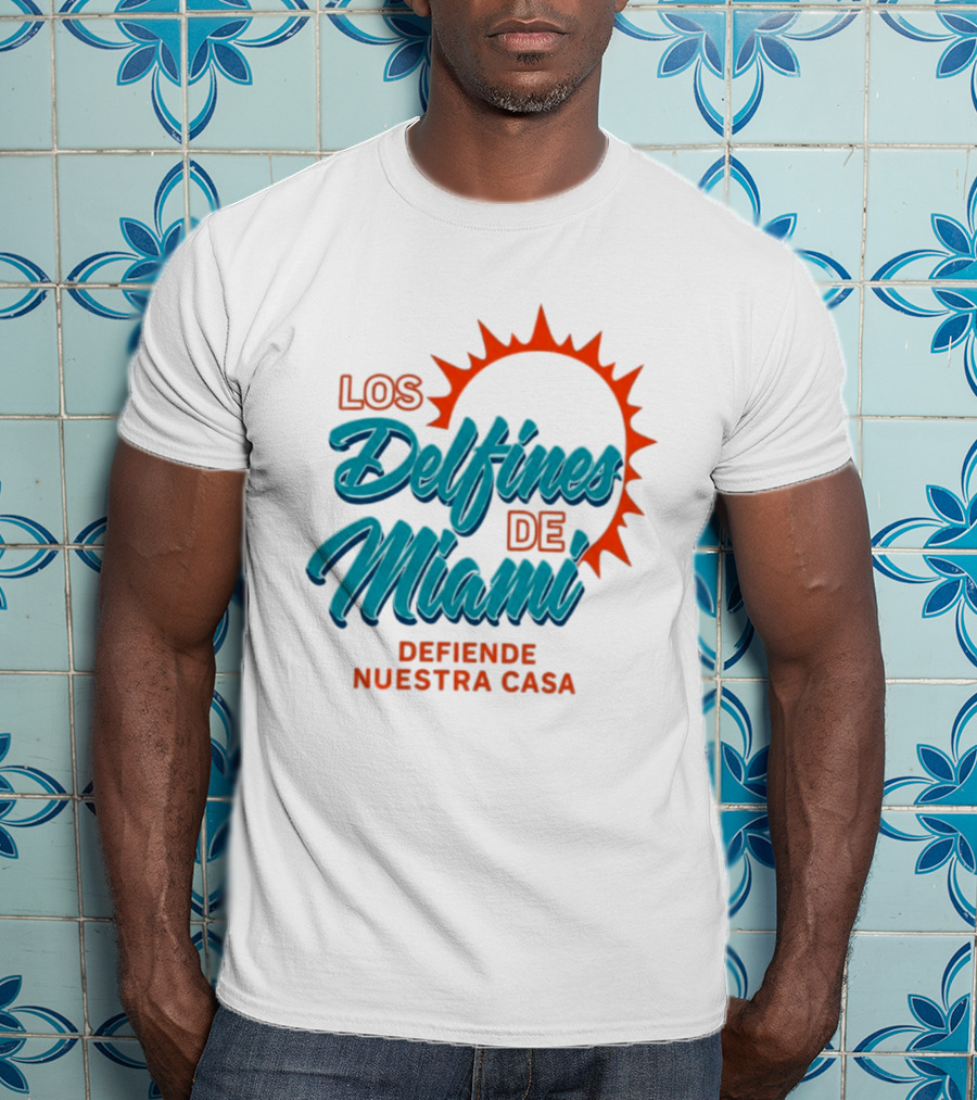 Los Delfines De Miami Defiende Nuestra Casa Solar T-Shirt