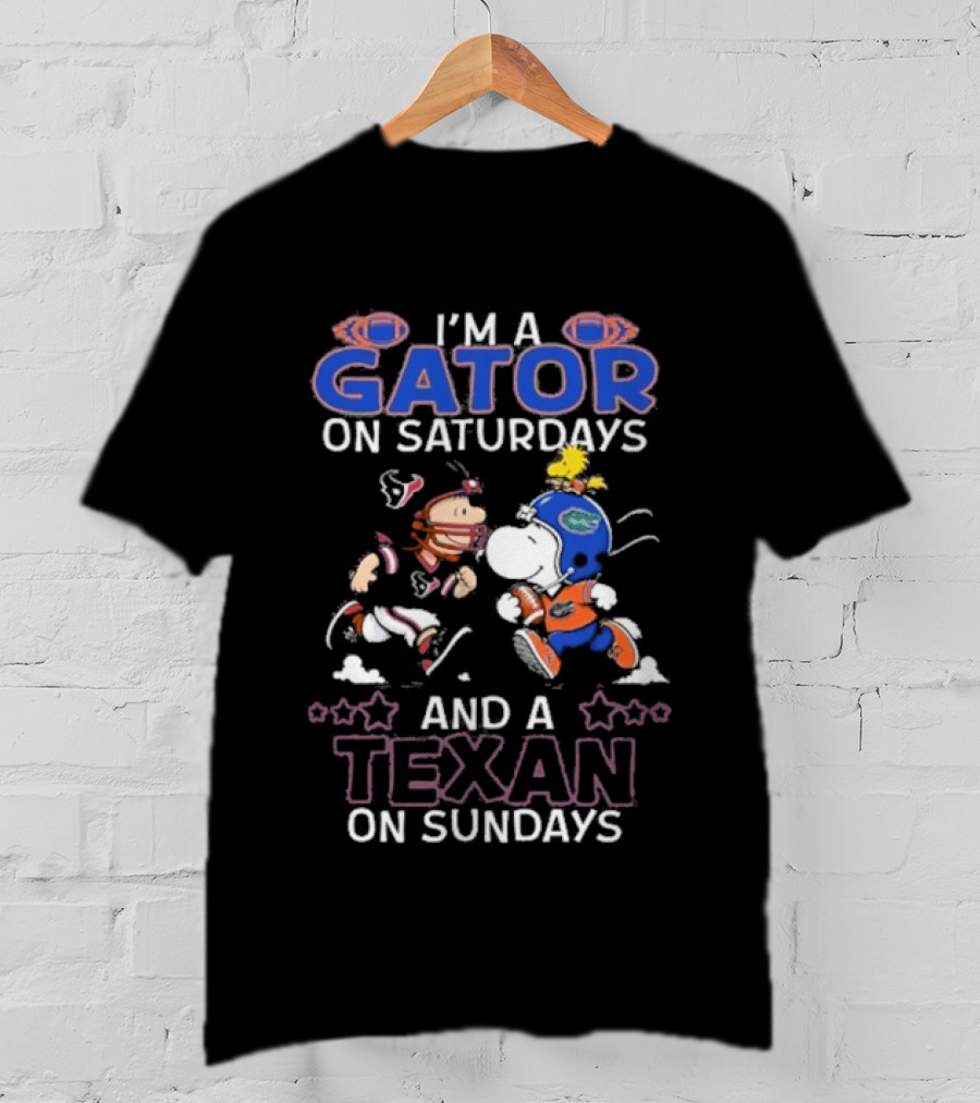 Charlie Brown And Snoopy I'm A Gator On Saturdays And A Texan On Sundays Football T-Shirt
