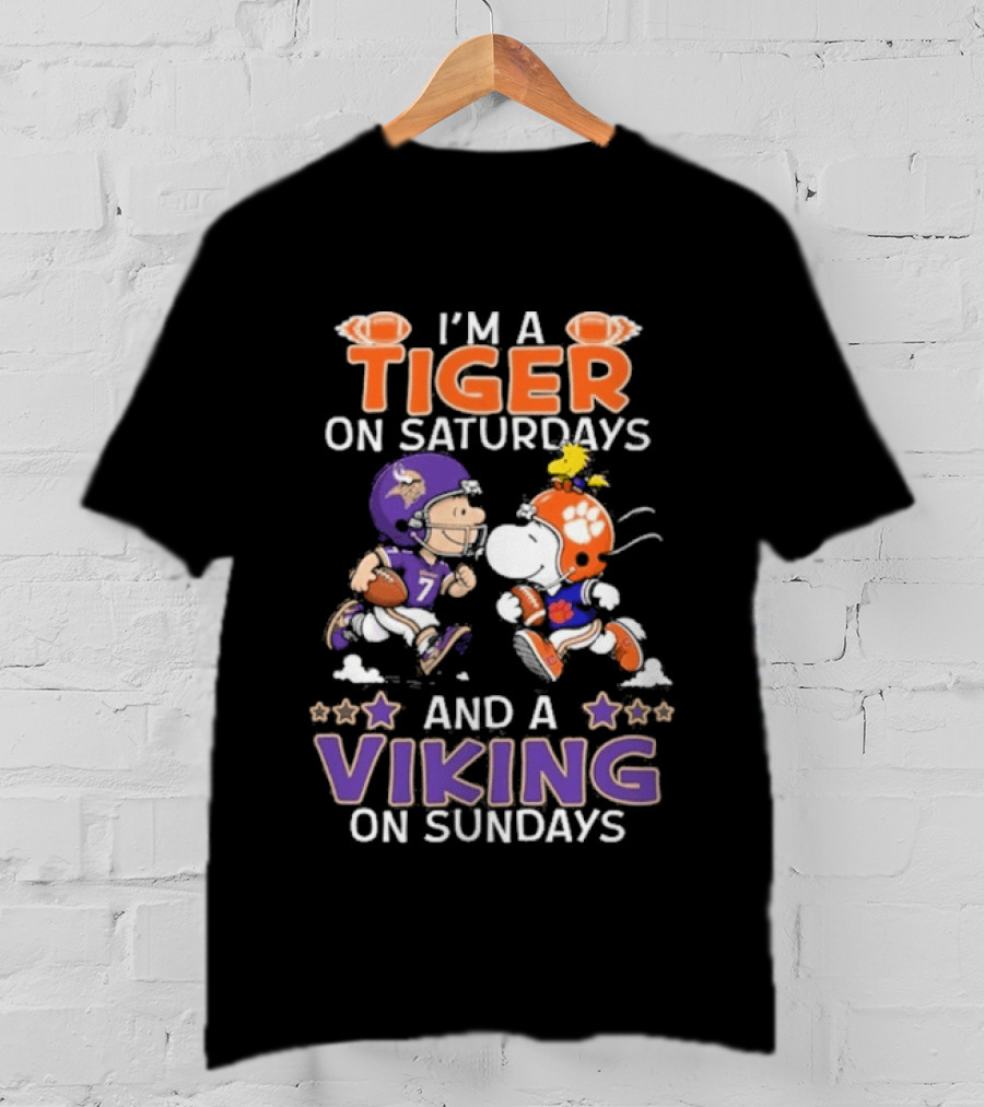 I'm A Tiger On Saturdays And A Viking On Sundays Charlie Brown And Snoopy Football Fan Days T-Shirt