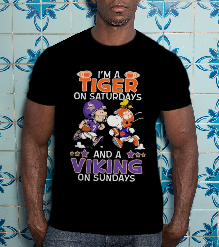 I'm A Tiger On Saturdays And A Viking On Sundays Charlie Brown And Snoopy Football Fan Days T-Shirt