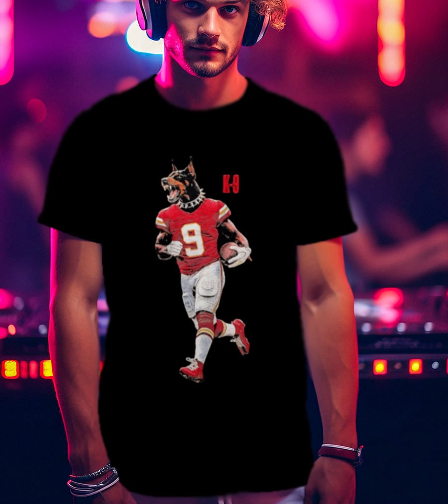 Kenneth Walker III K 9 Doberman Pinscher Kansas City Chiefs Football T-Shirt