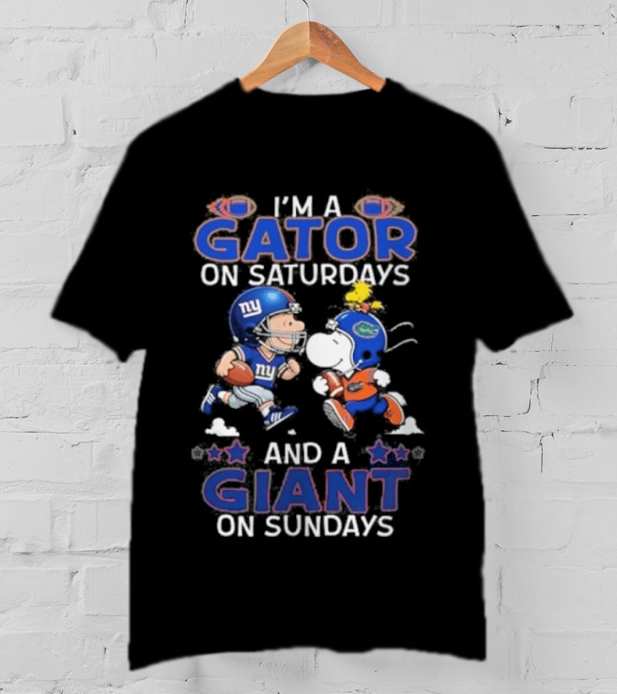 I'm A Gator On Saturdays And A Giant On Sundays Football Teams Fun Fan Gear T-Shirt