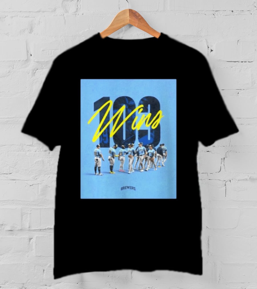 Milwaukee Brewers 103 Wins Celebration Team Huddle T-Shirt