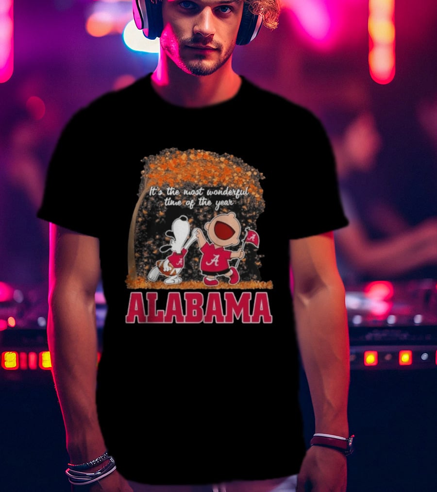 Alabama Crimson Tide Snoopy Charlie Brown It's The Most Wonderful Time Of The Year T-Shirt