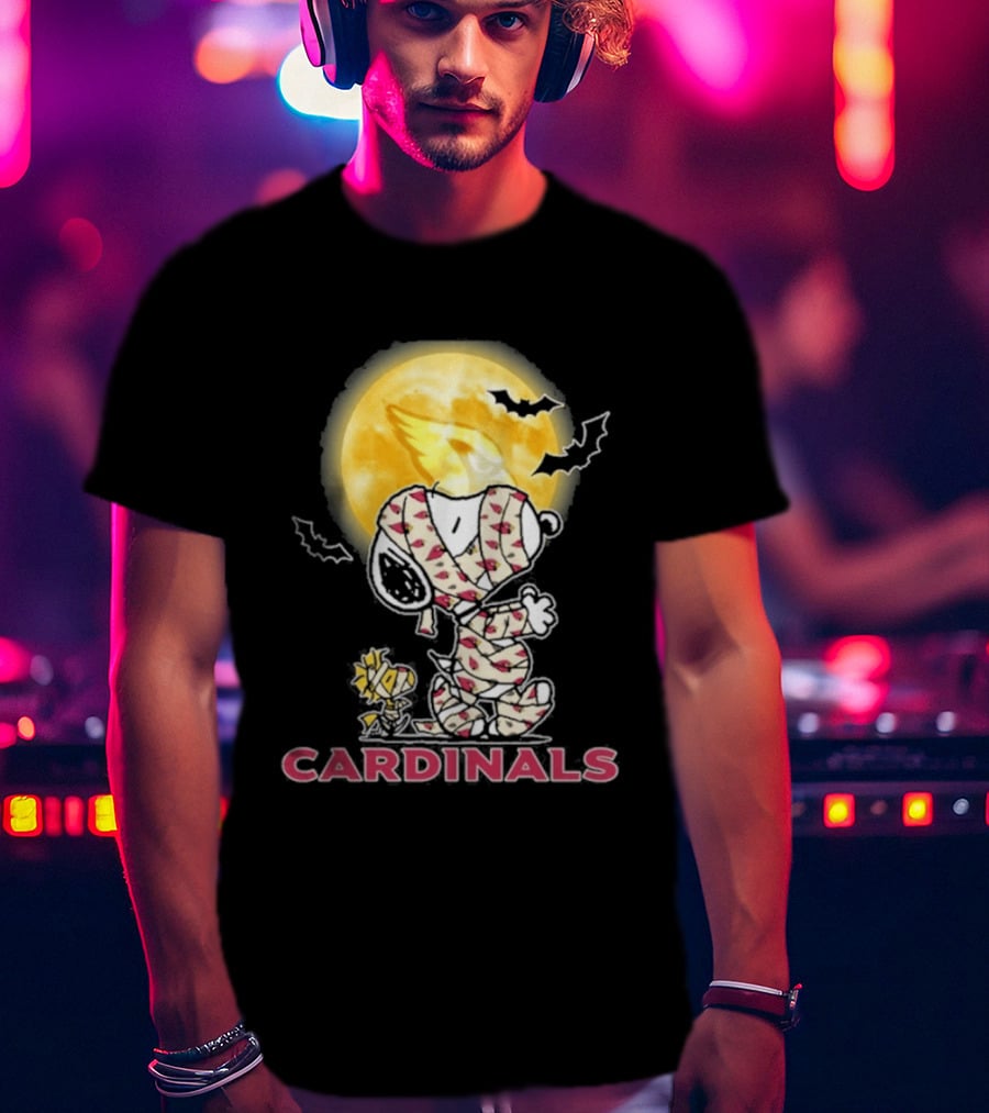 Arizona Cardinals Snoopy Woodstock Halloween Holiday 2026 Moon Bats T-Shirt