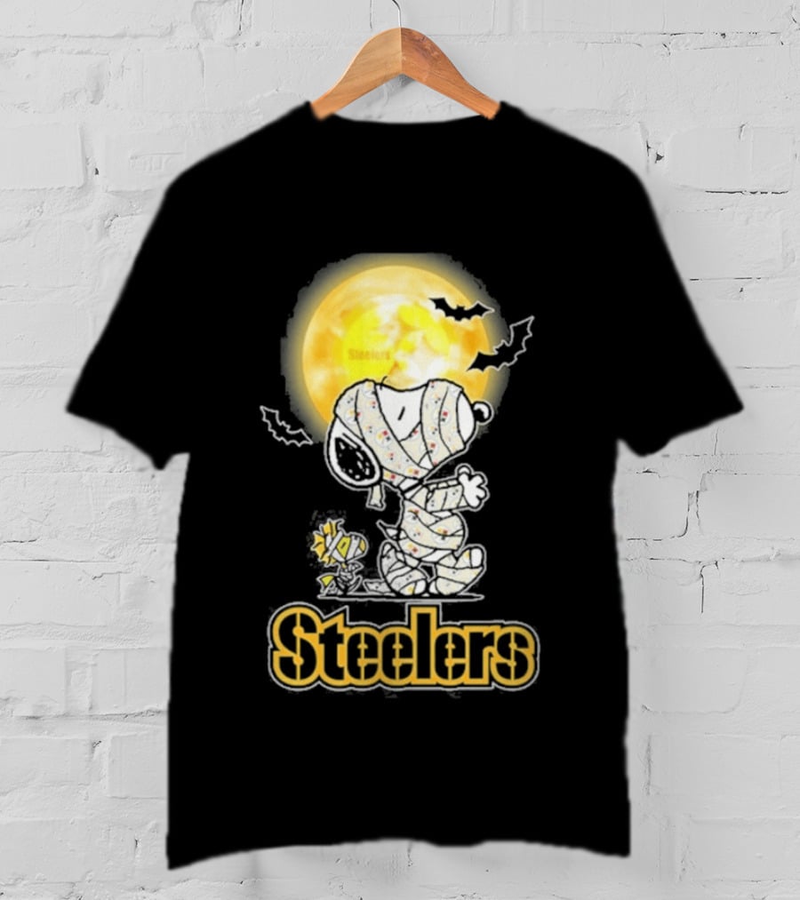 Pittsburgh Steelers Snoopy Halloween 2026 Holiday T-Shirt