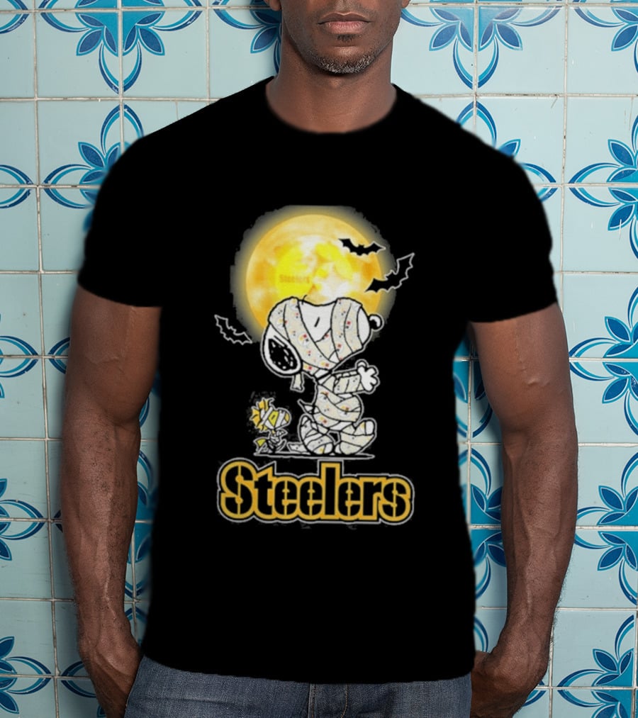 Pittsburgh Steelers Snoopy Halloween 2026 Holiday T-Shirt
