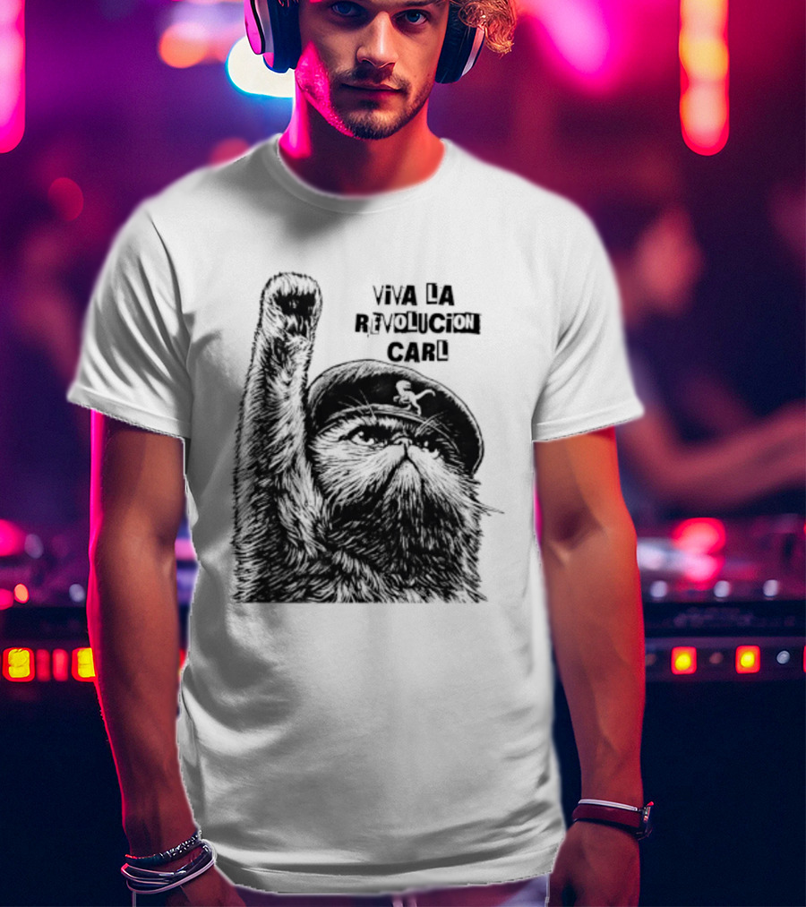 Viva La Revolución Carl Revolutionary Cat Uplifted Paw T-Shirt