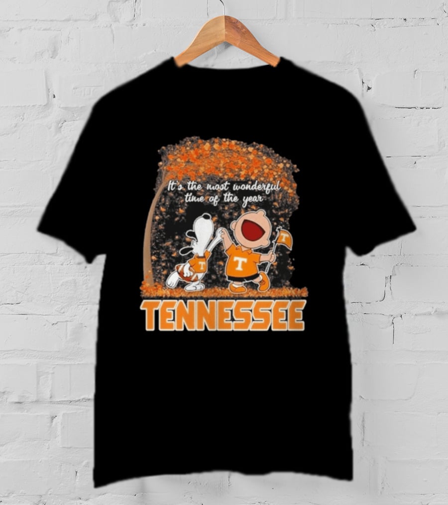 Tennessee Volunteers Snoopy Charlie Brown It's The Most Wonderful Time Of The Year T-Shirt