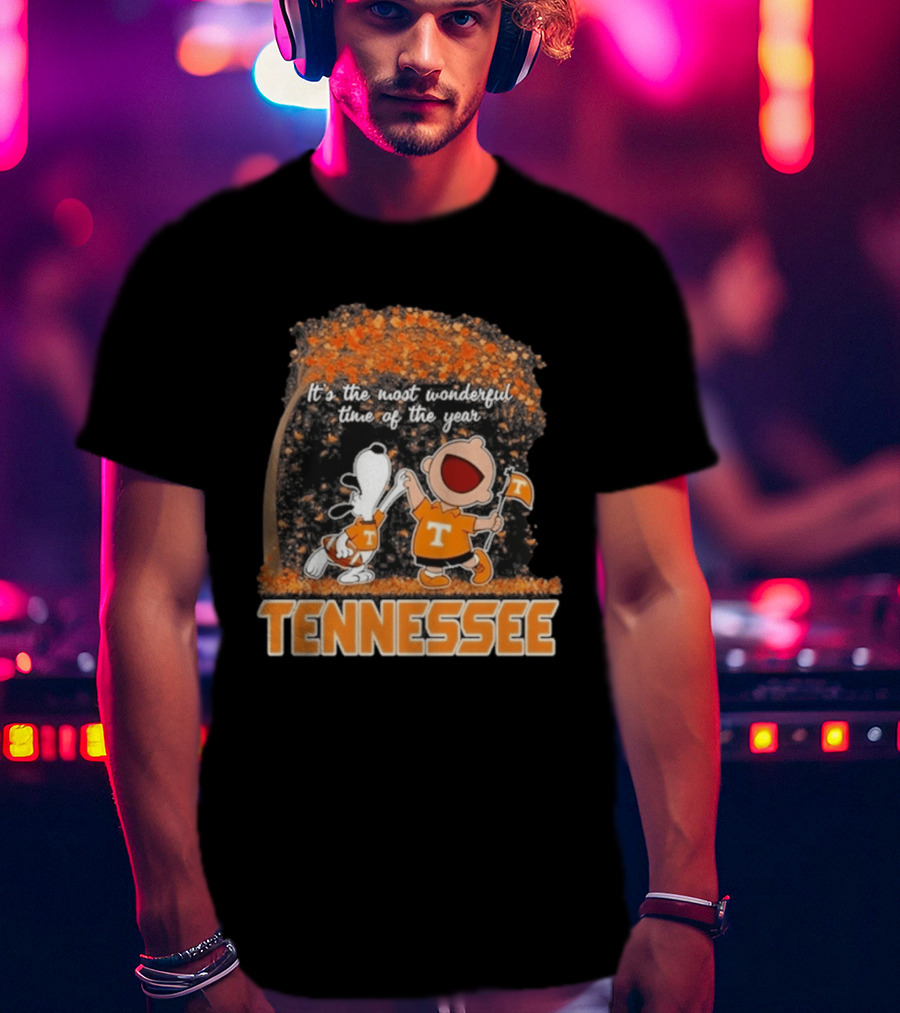 Tennessee Volunteers Snoopy Charlie Brown It's The Most Wonderful Time Of The Year T-Shirt
