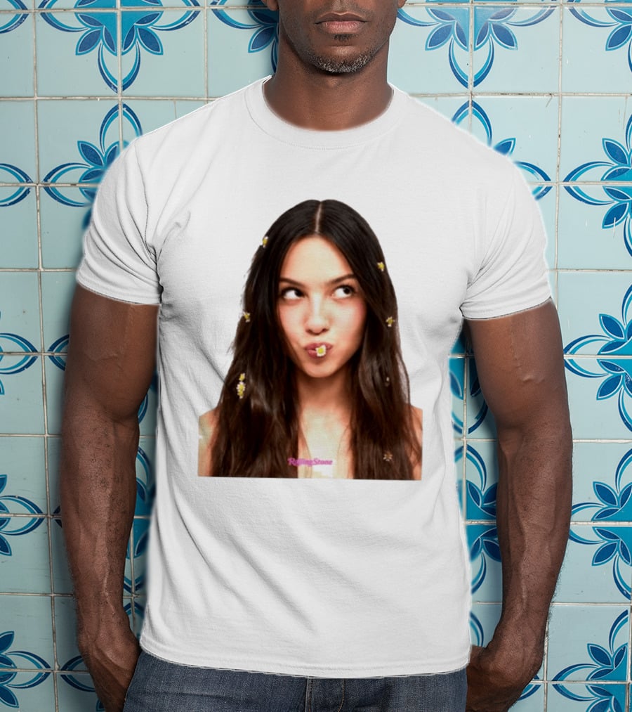 Olivia Rodrigo Rolling Stone Digital Exclusive Photo With Daisy Accents T-Shirt