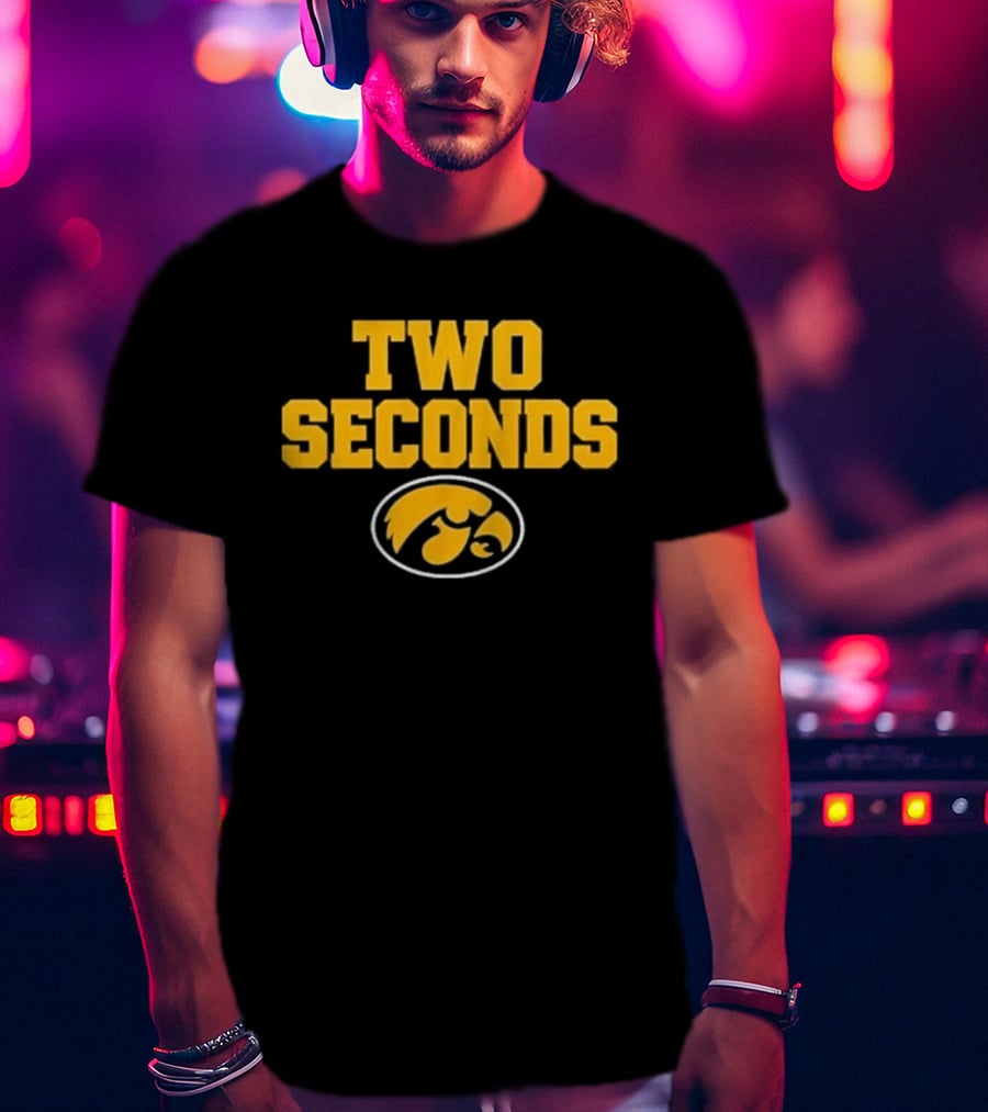 Iowa Hawkeyes Two Seconds Game Winning Final Play NCAA 2026 T-Shirt
