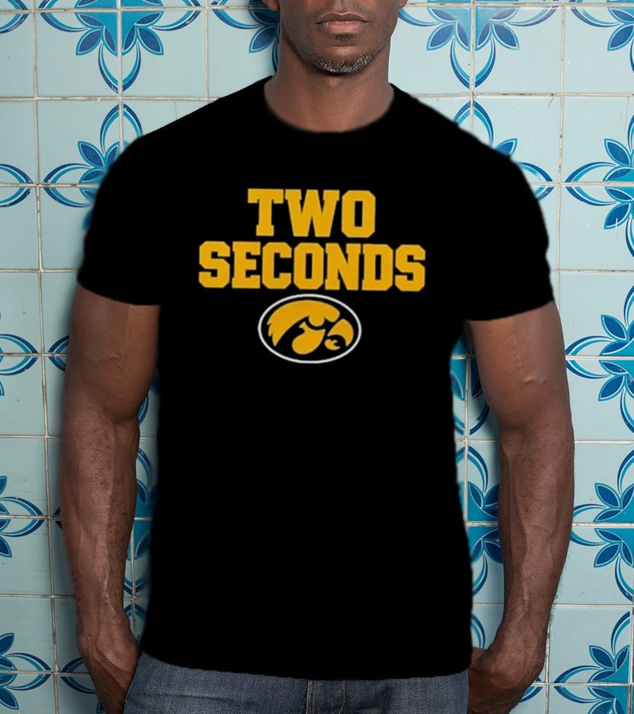 Iowa Hawkeyes Two Seconds Game Winning Final Play NCAA 2026 T-Shirt