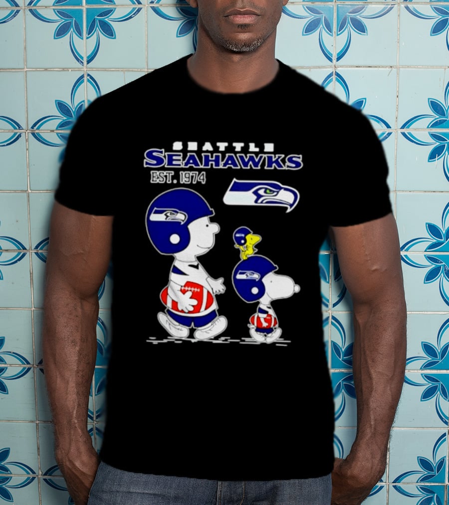Seattle Seahawks Peanuts Snoopy Charlie Brown Est 1974 NFL T-Shirt