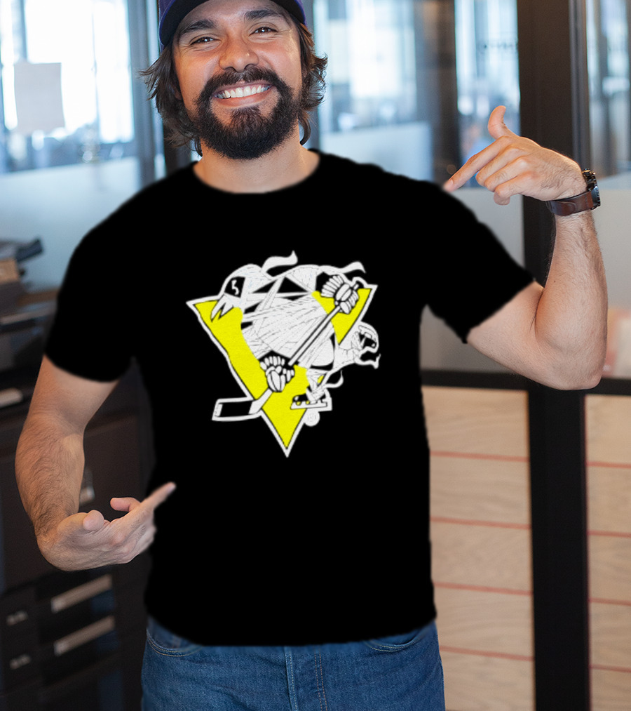 Pittsburgh Penguins Mummy NHL Hockey Team Fan T-Shirt
