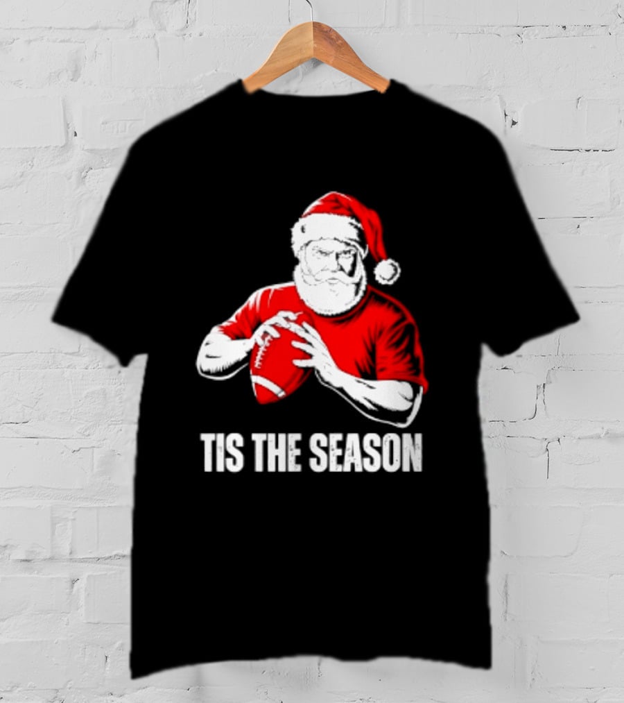 Santa Claus Playing Football Tis The Season Christmas 2026 T-Shirt
