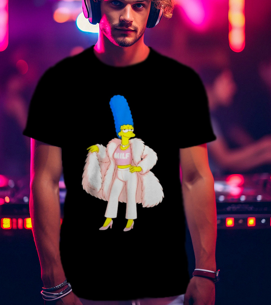 Marge Simpson Milf Pink Fur Coat The Simpsons Cartoon Iconic Character Fashion T-Shirt