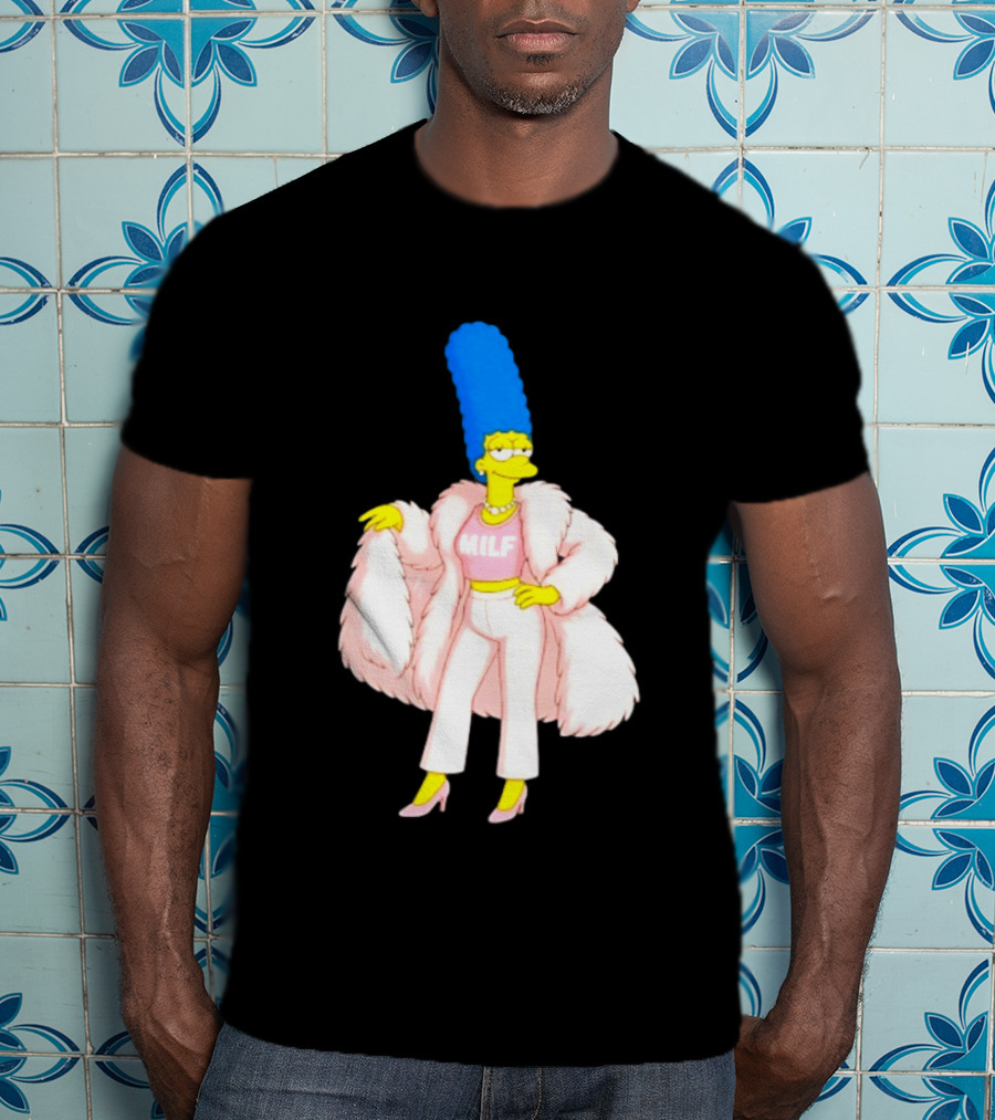 Marge Simpson Milf Pink Fur Coat The Simpsons Cartoon Iconic Character Fashion T-Shirt