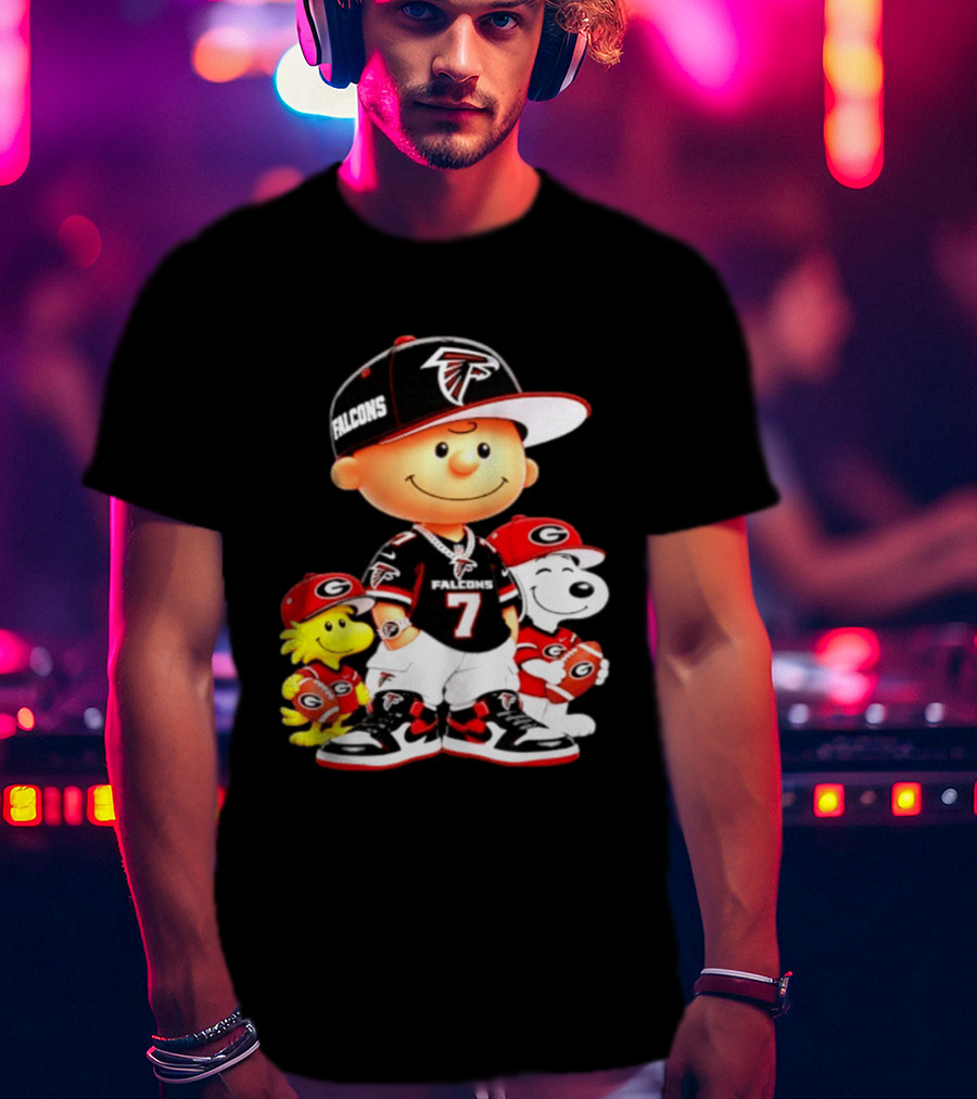 Charlie Brown Snoopy Woodstock Atlanta Falcons Georgia Bulldogs Football Fan Gear T-Shirt