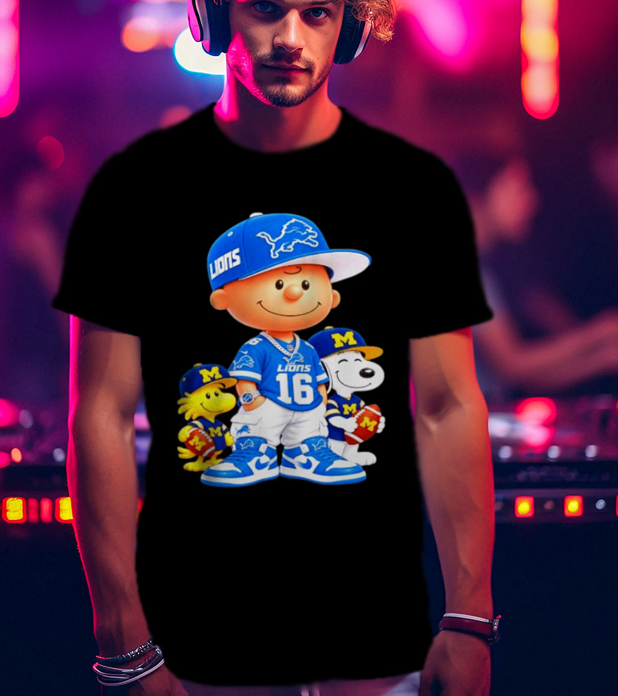 Charlie Brown Snoopy Woodstock Detroit Lions Michigan Wolverines Football Fan 16 T-Shirt