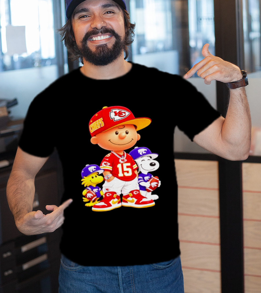 Charlie Brown Snoopy Woodstock Kansas City Chiefs 15 Football Peanuts Characters NFL Team Sports Gear T-Shirt