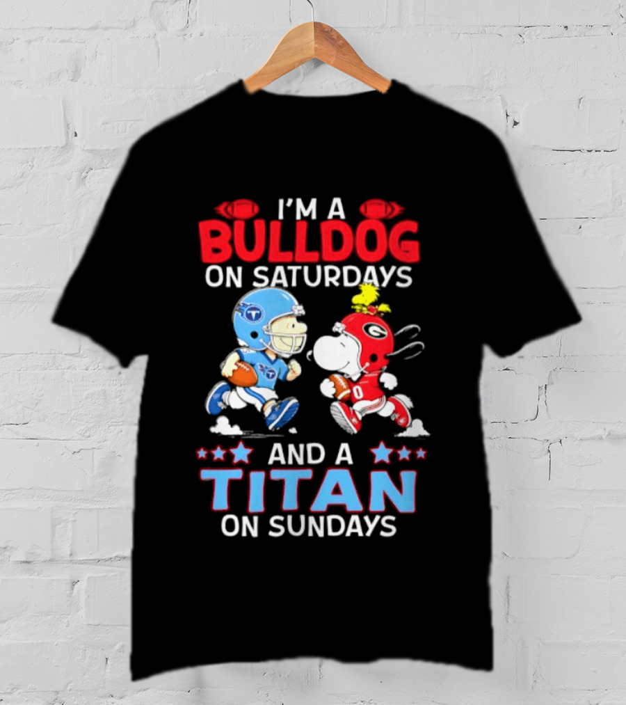 I'm A Bulldog On Saturdays And A Titan On Sundays Football Peanuts Characters T-Shirt