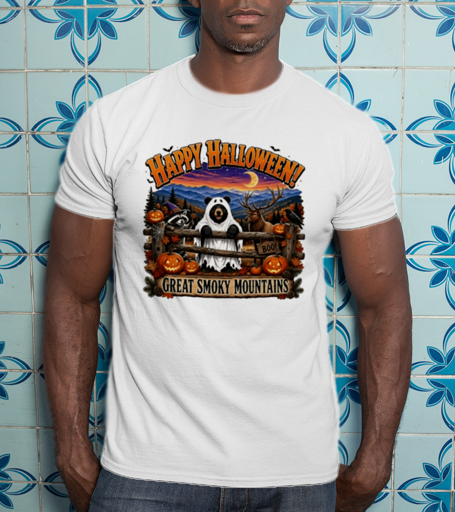 Happy Halloween Boo Great Smoky Mountains Bear Raccoon Deer T-Shirt