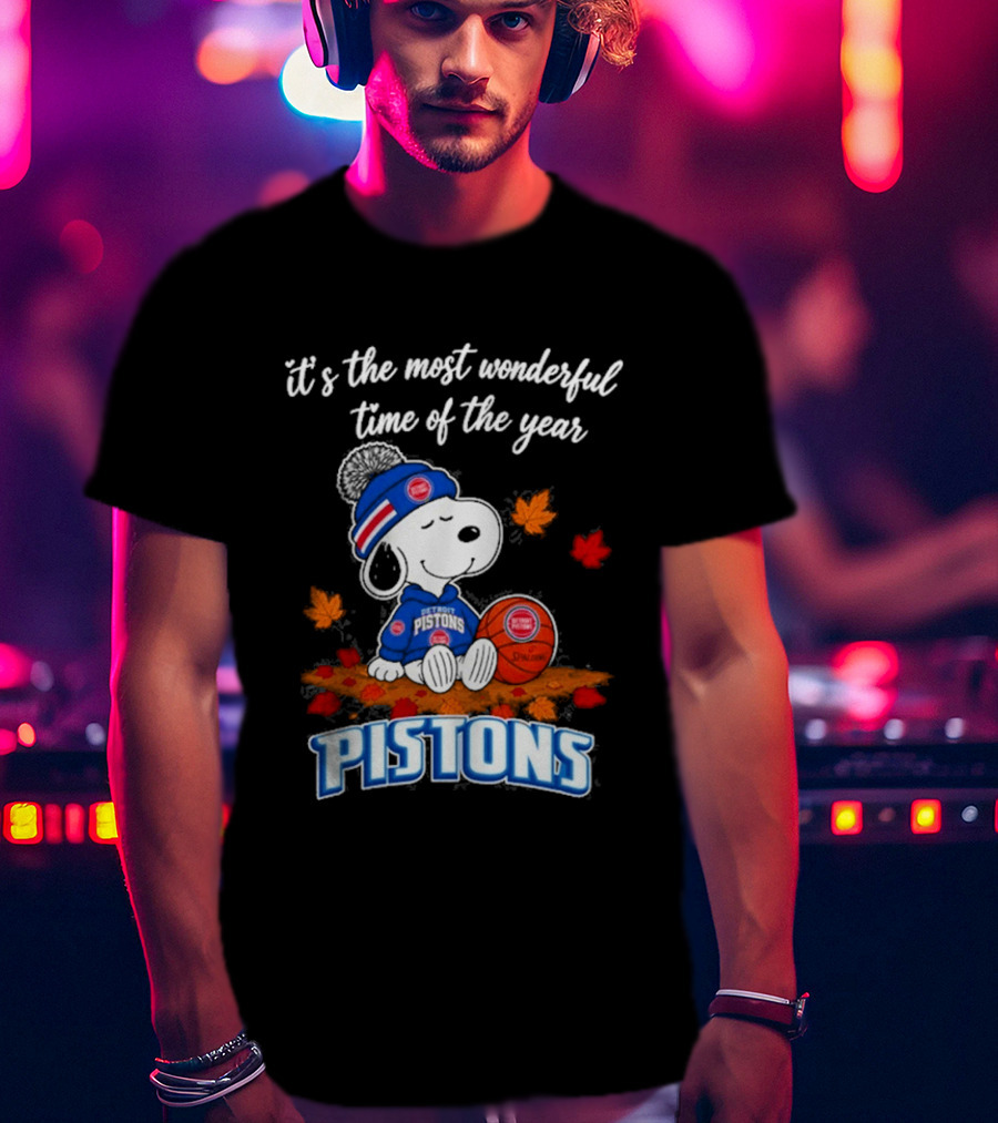 Detroit Pistons Snoopy Autumn Football It's The Most Wonderful Time Of The Year T-Shirt