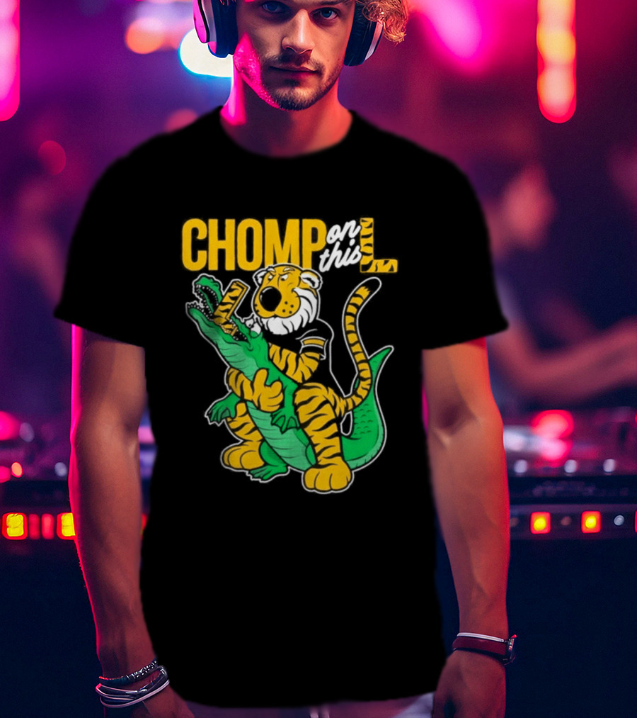 Missouri Chomp On This L Tiger And Alligator Face Off T-Shirt