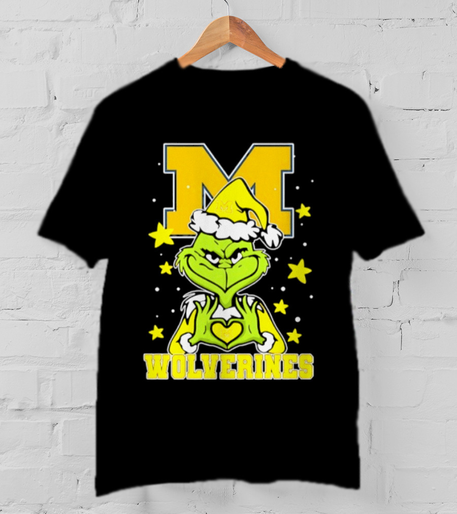 Michigan Wolverines Grinch Love Hands Christmas Football 2026 T-Shirt