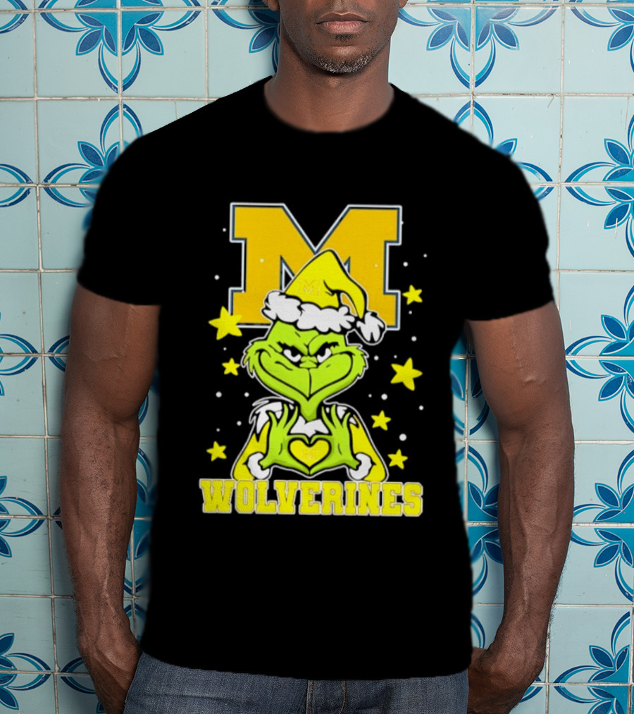 Michigan Wolverines Grinch Love Hands Christmas Football 2026 T-Shirt